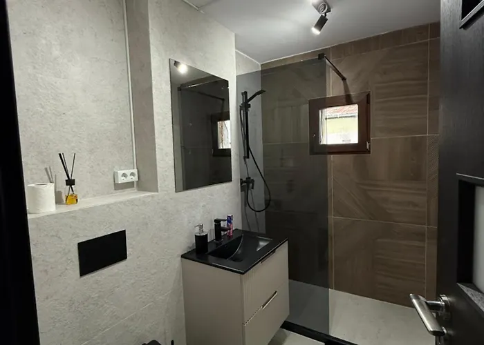 1 Mai * クラヨーヴァ